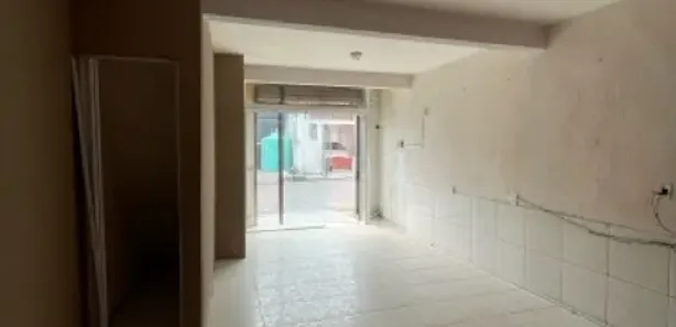 Casa com 3 Quartos à venda, 280m² no São Jorge, Manaus