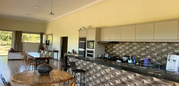Fazenda/Sítio com 3 Quartos à venda, 18000m² no Centro, Goianápolis