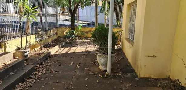 Imóvel Comercial com 3 Quartos à venda, 271m² no Centro, Araraquara