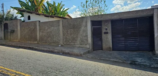 Casa com 3 Quartos para alugar, 170m² no Angola, Betim