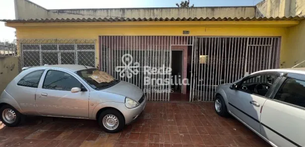 Casa com 4 Quartos à venda, 350m² no Taguatinga Norte, Brasília