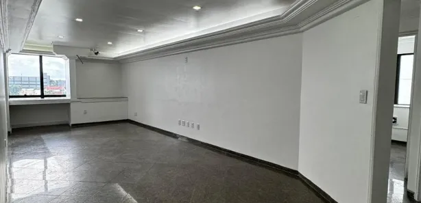 Sala Comercial para venda ou aluguel, 84m² no Nossa Senhora das Graças, Manaus