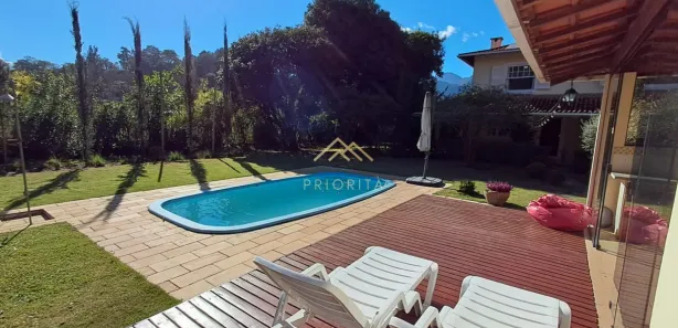 Casa com 5 Quartos para venda ou aluguel, 2000m² no Cuiabá, Petrópolis