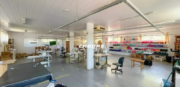 Sala Comercial para alugar, 420m² no Centro, Ilhota