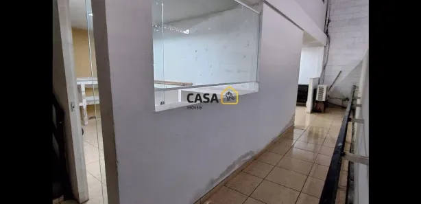 Galpão/Depósito/Armazém para alugar, 210m² no Pompéia, Belo Horizonte