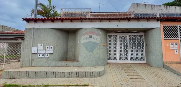 Casa com 10 Quartos à venda, 625m² no Setor Leste, Brasília