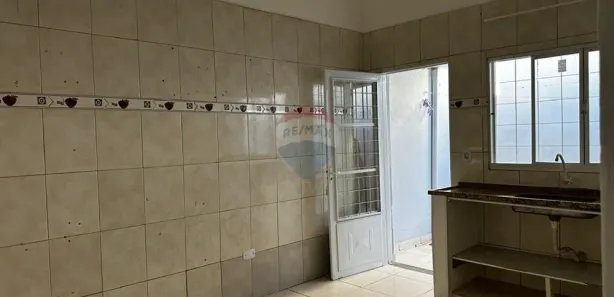 Casa com 2 Quartos para alugar, 55m² no Jardim Suécia, Mogi Guaçu