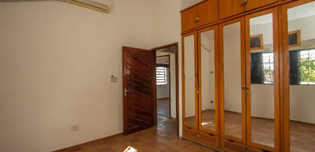 Casa com 4 Quartos para alugar, 460m² no Imbiribeira, Recife