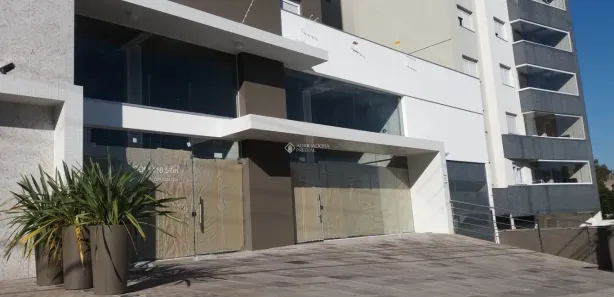 Sala Comercial à venda, 377m² no Panazzolo, Caxias do Sul