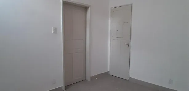 Casa com 2 Quartos para alugar, 60m² no Centro, Nova Iguaçu