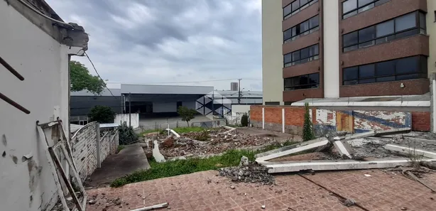 Lote/Terreno à venda, 900m² no Maria Goretti, Bento Gonçalves