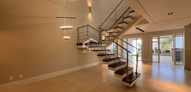 Sobrado com 3 Quartos à venda, 248m² no Castelo, Tremembé