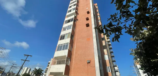 Apartamento com 3 Quartos para alugar, 136m² no Costa Azul, Salvador