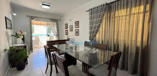 Casa com 3 Quartos à venda, 222m² no Jardim Helena Maria, Guarujá
