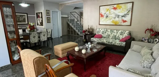 Casa de Condomínio com 4 Quartos à venda, 390m² no Adrianópolis, Manaus
