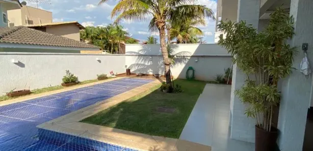 Casa de Condomínio com 3 Quartos para alugar, 310m² no Jardim Florença, Goiânia