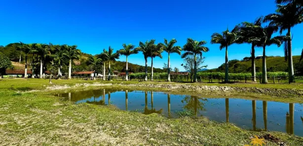 Fazenda/Sítio com 5 Quartos à venda, 280m² no Rio Seco (Bacaxá), Saquarema