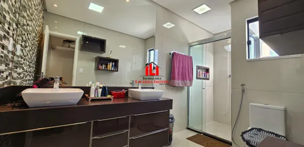 Casa de Condomínio com 3 Quartos para venda ou aluguel, 246m² no Ponta Negra, Manaus