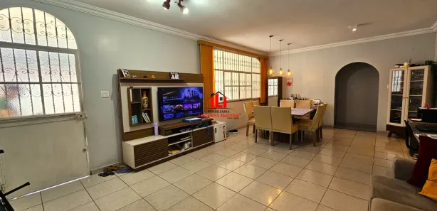 Casa com 3 Quartos à venda, 200m² no Adrianópolis, Manaus