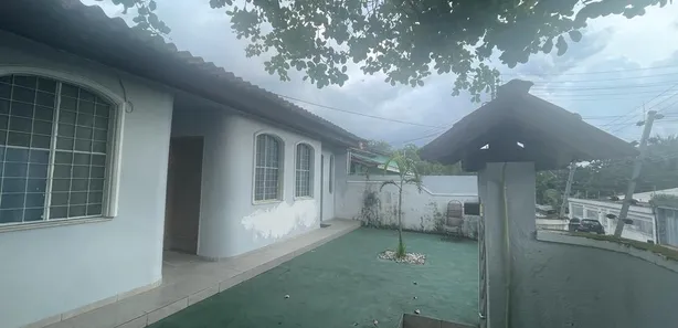Casa com 3 Quartos à venda, 180m² no Aleixo, Manaus