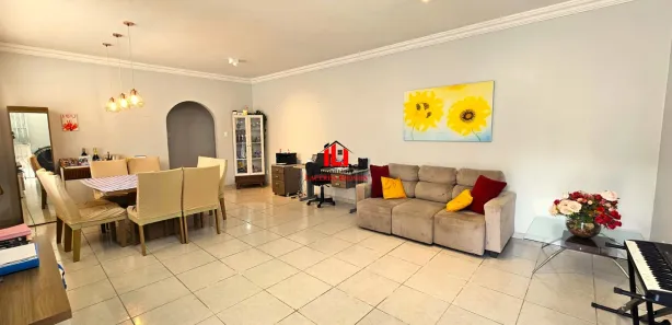 Casa com 3 Quartos à venda, 200m² no Adrianópolis, Manaus