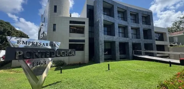 Sala Comercial para alugar, 136m² no Graças, Recife