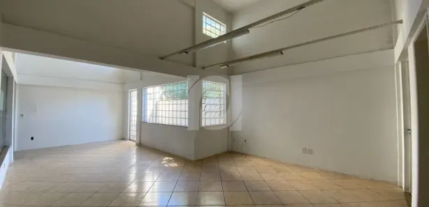 Sala Comercial para alugar, 50m² no Centro, Portão