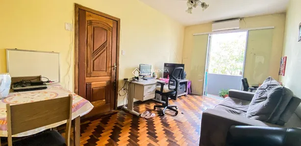 Apartamento com 2 Quartos à venda, 61m² no Navegantes, Porto Alegre