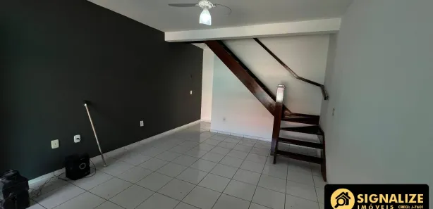 Casa com 2 Quartos para alugar, 80m² no Portinho, Cabo Frio