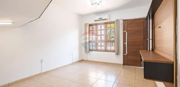 Sobrado com 2 Quartos à venda, 67m² no Jardim do Bosque, Cachoeirinha
