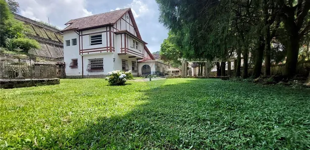 Ponto Comercial para alugar, 430m² no Quarteirão Ingelheim, Petrópolis