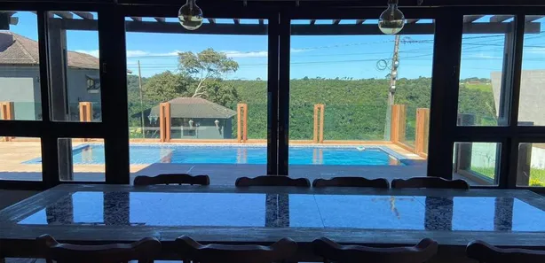 Casa de Condomínio com 4 Quartos para alugar, 200m² no , Bananeiras