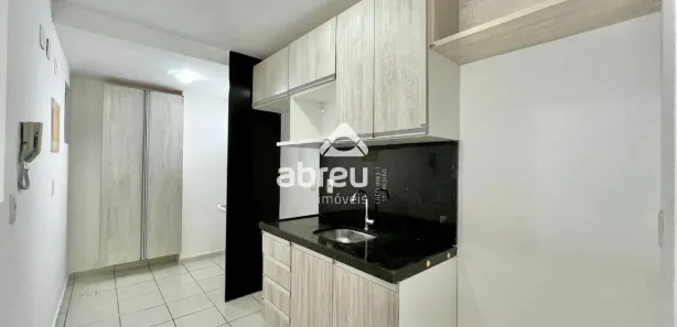 Apartamento com 3 Quartos para alugar, 76m² no Candelária, Natal