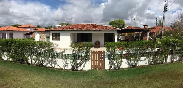 Casa de Condomínio com 4 Quartos para alugar, 180m² no , Ipojuca