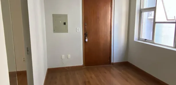 Sala Comercial para venda ou aluguel, 80m² no Savassi, Belo Horizonte