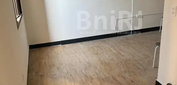 Ponto Comercial para alugar, 140m² no Recreio dos Bandeirantes, Rio de Janeiro