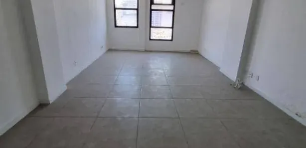 Sala Comercial para venda ou aluguel, 32m² no Ingá, Niterói