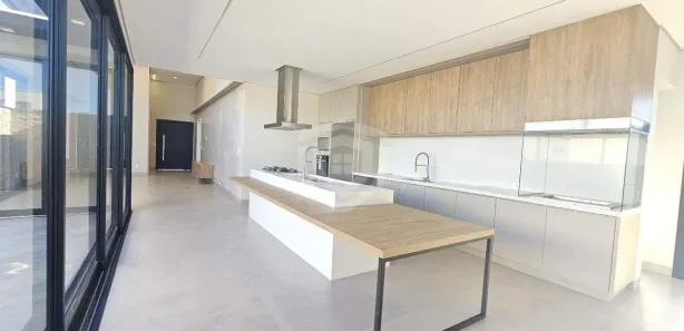 Casa de Condomínio com 4 Quartos à venda, 198m² no Residencial Villa de León, Piratininga