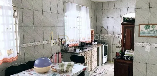 Sobrado com 4 Quartos à venda, 182m² no Setor Oeste, Brasília