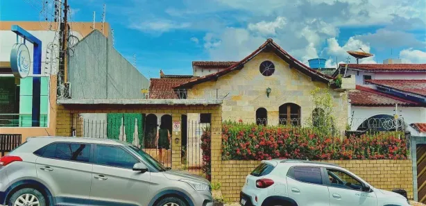 Casa com 2 Quartos para alugar, 300m² no Nossa Senhora das Graças, Manaus
