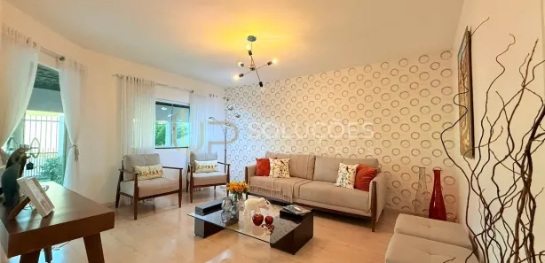 Sobrado com 3 Quartos à venda, 350m² no Região dos Lagos, Brasília