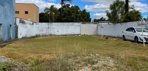Casa com 3 Quartos à venda, 2250m² no Área de Desenvolvimento Econômico, Brasília