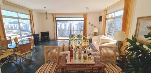 Apartamento com 3 Quartos à venda, 181m² no Pitangueiras, Guarujá