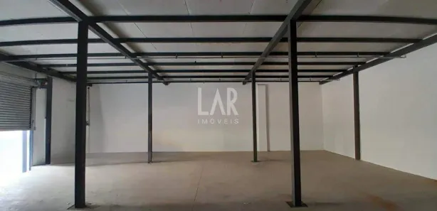 Ponto Comercial para alugar, 150m² no Condomínio das Palmeiras (Parque Durval de Barros), Ibirité