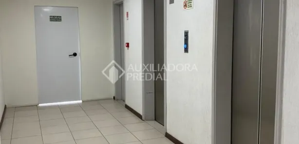 Sala Comercial à venda, 48m² no Exposição, Caxias do Sul