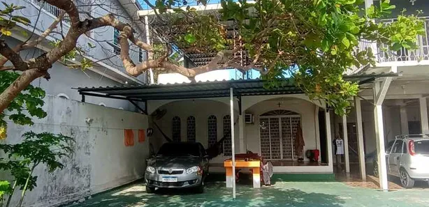 Casa com 6 Quartos à venda, 450m² no Compensa, Manaus