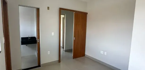Casa com 2 Quartos à venda, 77m² no Ipiranga, Belo Horizonte