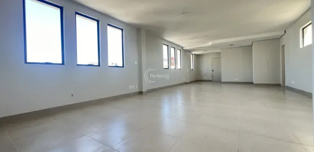 Sala Comercial para alugar, 75m² no Centro, Caxias do Sul