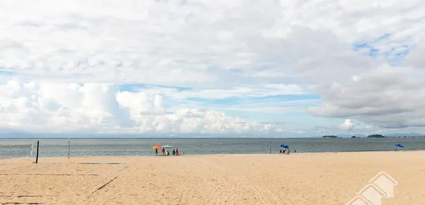 Apartamento com 3 Quartos à venda, 75m² no Praia Mansa, Matinhos