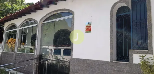 Casa com 5 Quartos para alugar, 300m² no Campo Grande, Rio de Janeiro